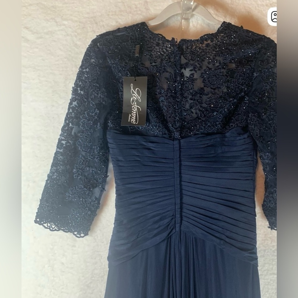 La Femme 23244 Ruched Twist Column Sequence Gown Navy Women's Size 4 Wedding New - Picture 4 of 5